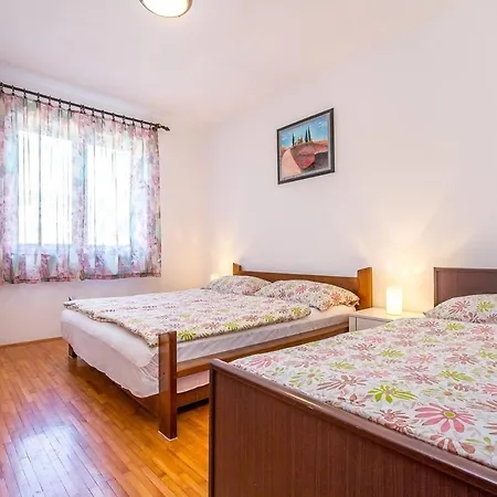 Dragica Apartment