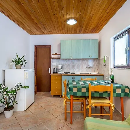 Apartment Dragica