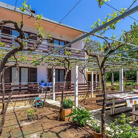 Apartment Dragica Valbandon