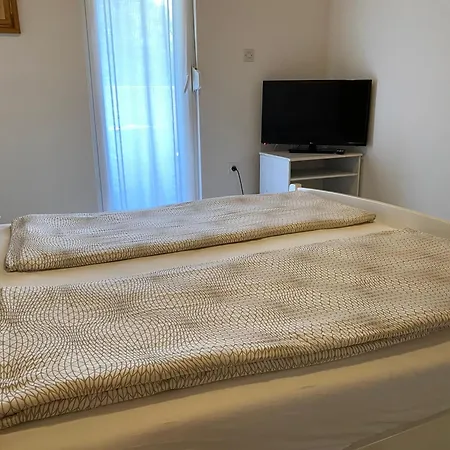 Apartamento Dragica Valbandon