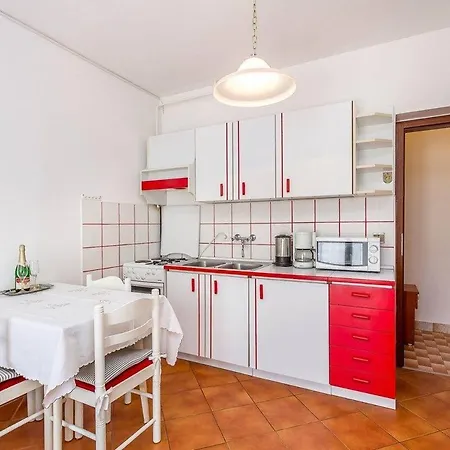 Dragica Apartamento Valbandon
